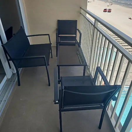 Ocean View - Direct Ocean Front-Pool Is Open Appartement